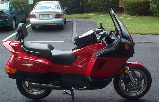 side.jpg (59069 bytes)